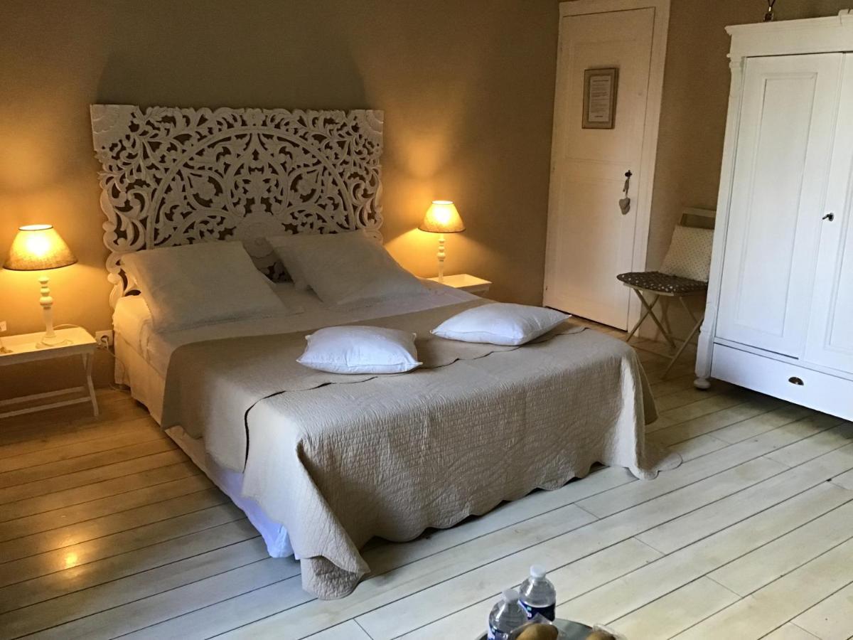 Aux Anges Gardiens Bed and breakfast 4*