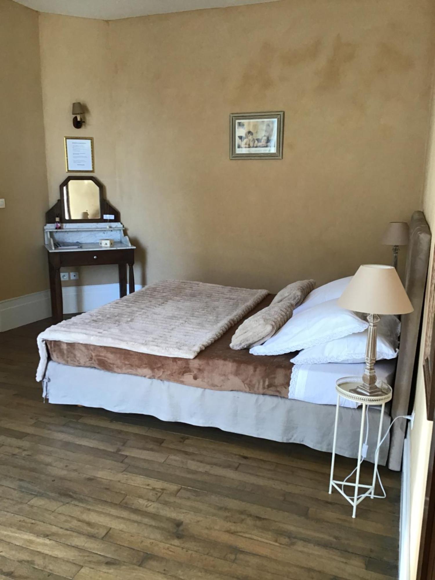 Aux Anges Gardiens Bed and breakfast Carcasona